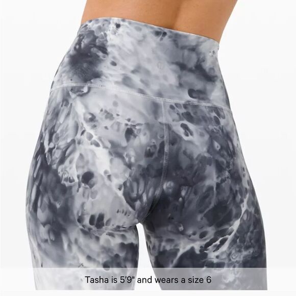 Lululemon Wunder Under HR Crop 21"
MDye - Picture 5 of 9